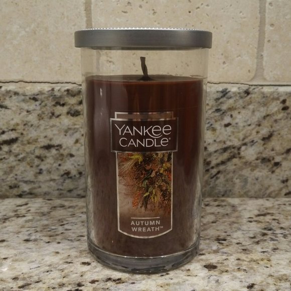 Yankee Candle Other - Yankee Candle, Autumn Wreath, Med Pillar